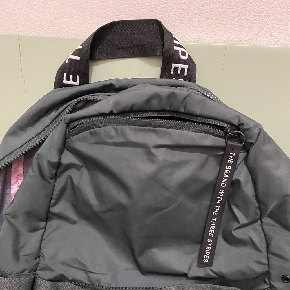 Adidas Back Pack - Picture 3 of 7